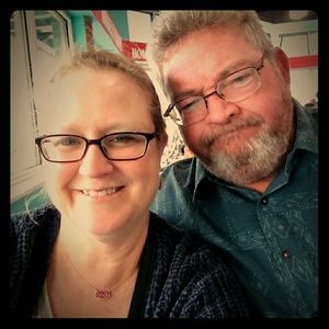 Meet your Posher, Debbie